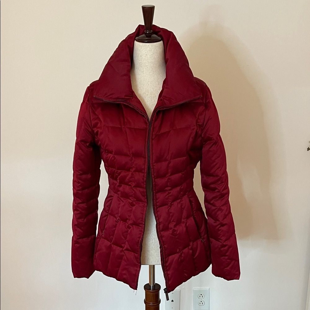 Calvin Klein Red Puffer Quilted Jacket Women’s Small Faux Fur Lined Down EUC